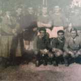 L'U.S. Conversano 1944 posa in una foto prima di una partita